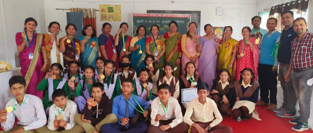 Selection of 40 students for district level Children's Science Festival