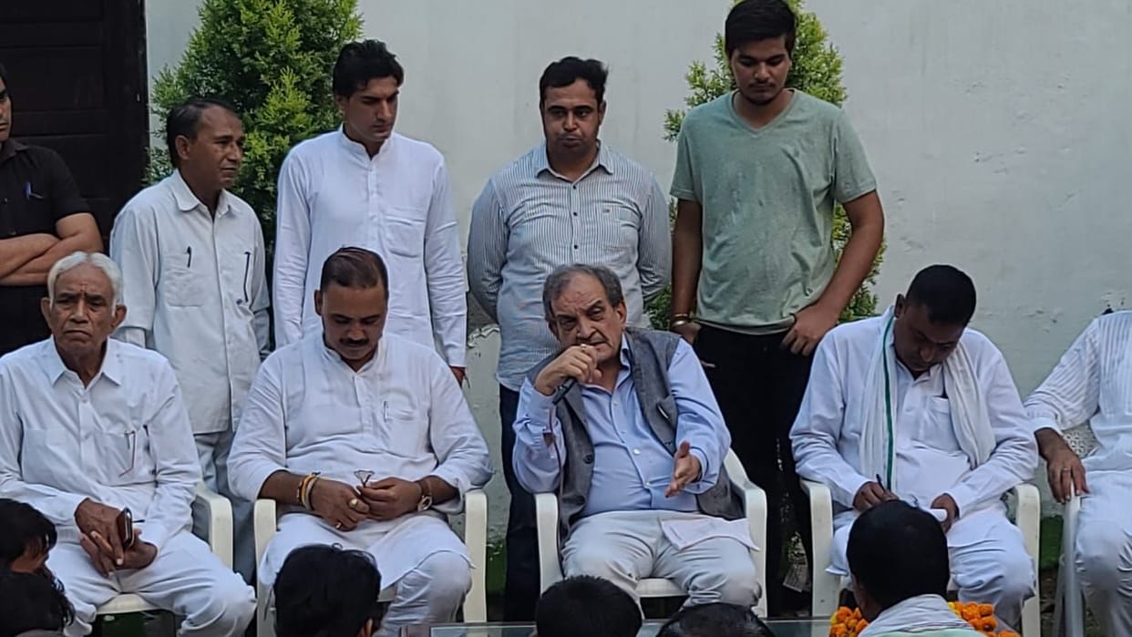 The economic condition of farmers and laborers in the country is bad: Birendra Singh