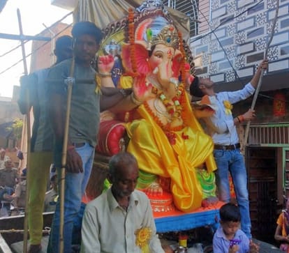Ganesh procession taken out with attractive tableaux