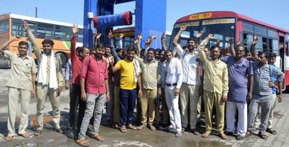 When diesel expenses increased, Transport Corporation recovered from salary, drivers demonstrated