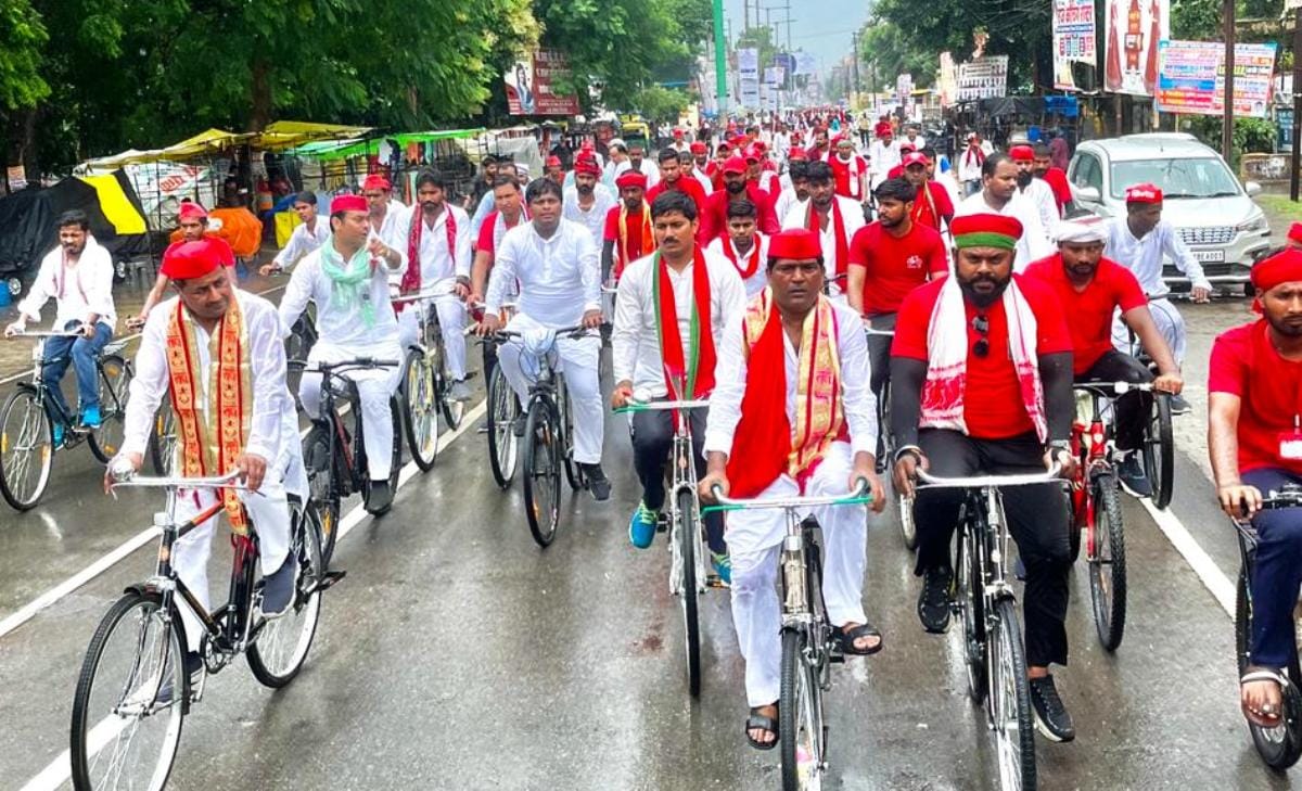 Samajwadi Cycle Tour