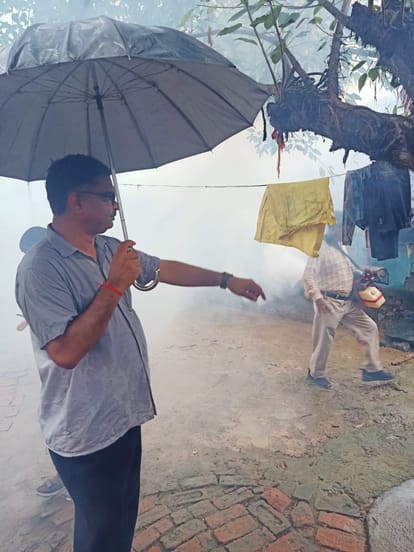 902 people examined, 16 found malaria positive