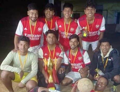 Bhatia Brothers Bhatgaon won football competition