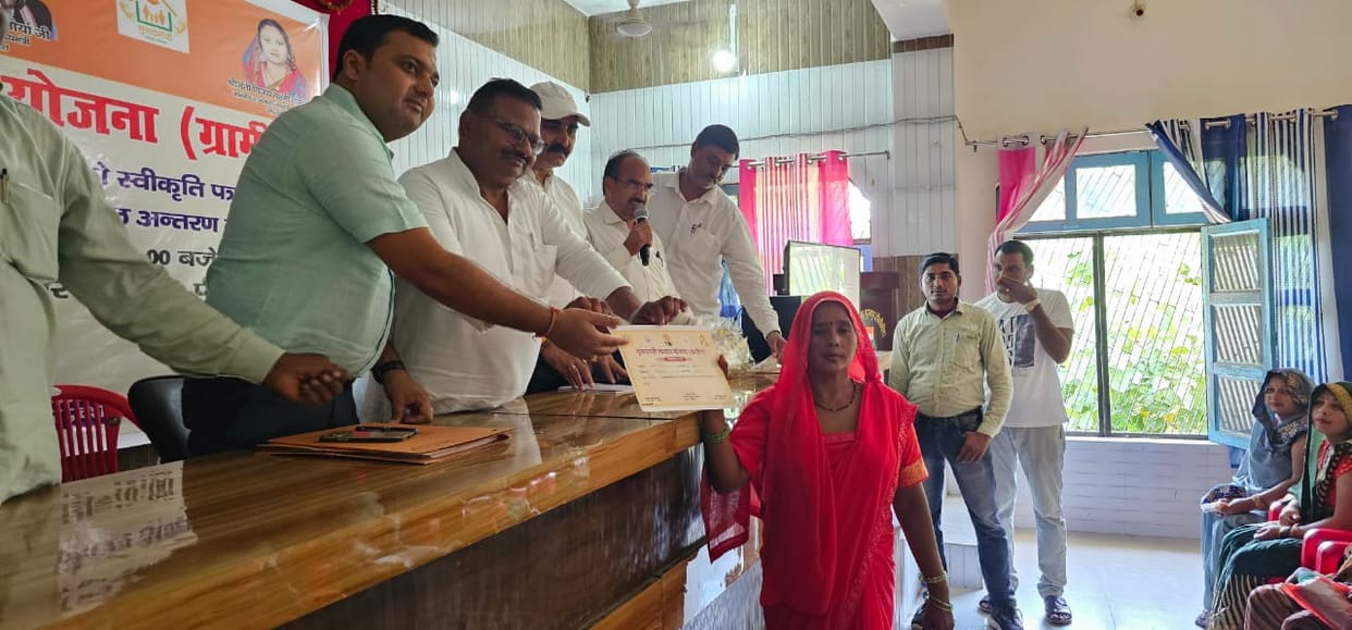 Chief Minister's residence: First installment reached the accounts of 1520 beneficiaries
