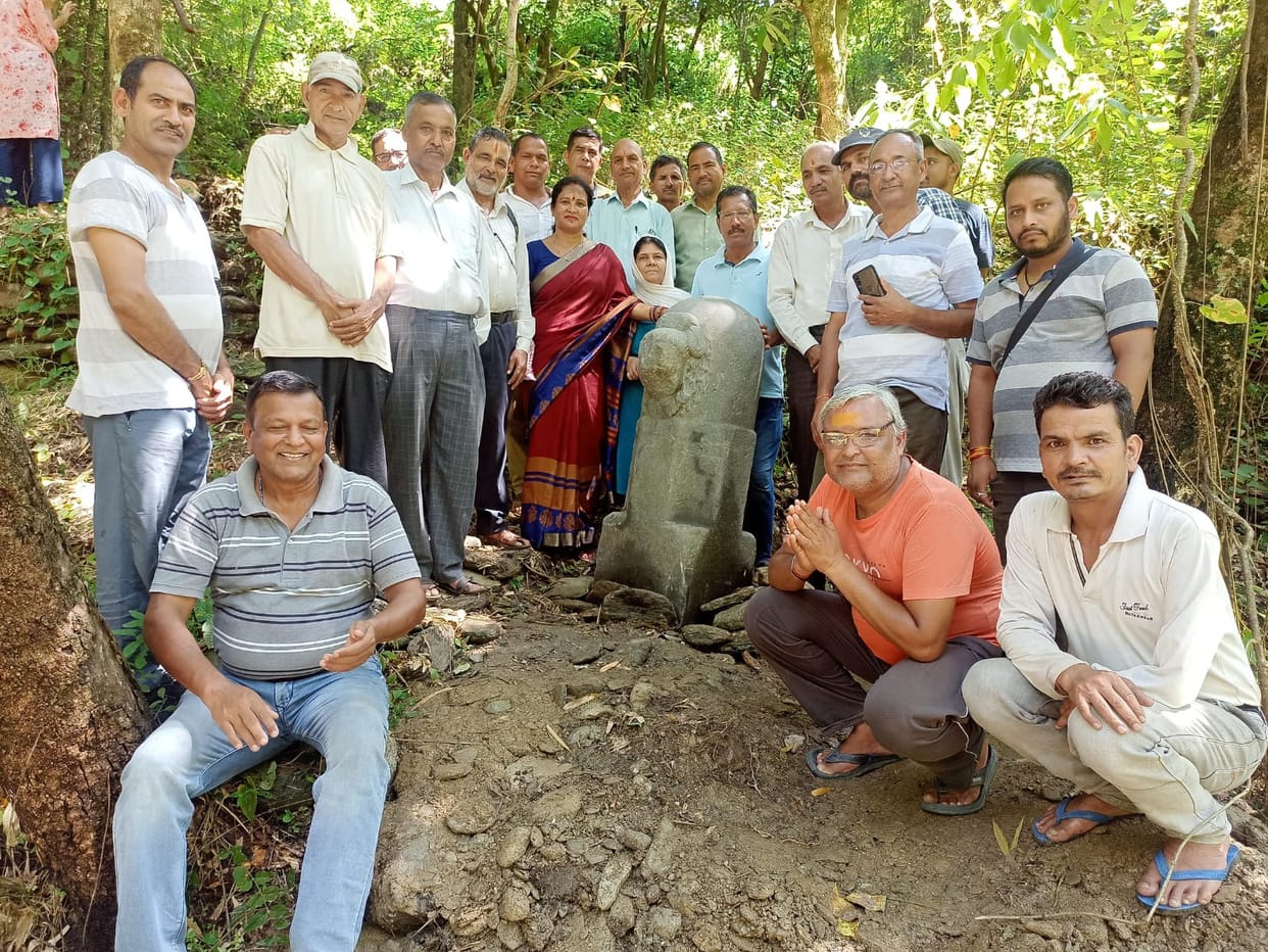 One thousand year old one faced Shivalinga found in Chaukhutiya Almora