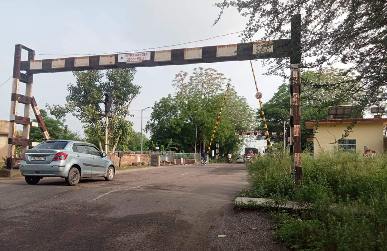 Every obstacle at the railway gate removed, waiting for the budget