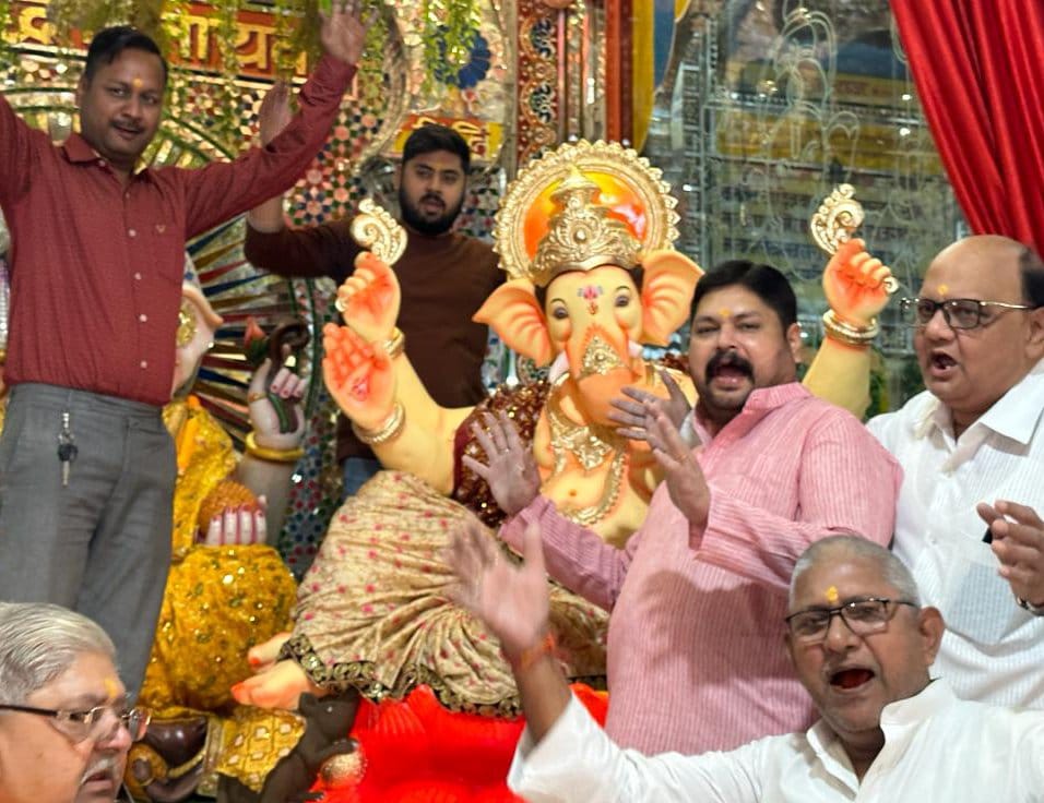 Statues of Siddhi Vinayak installed with cheers