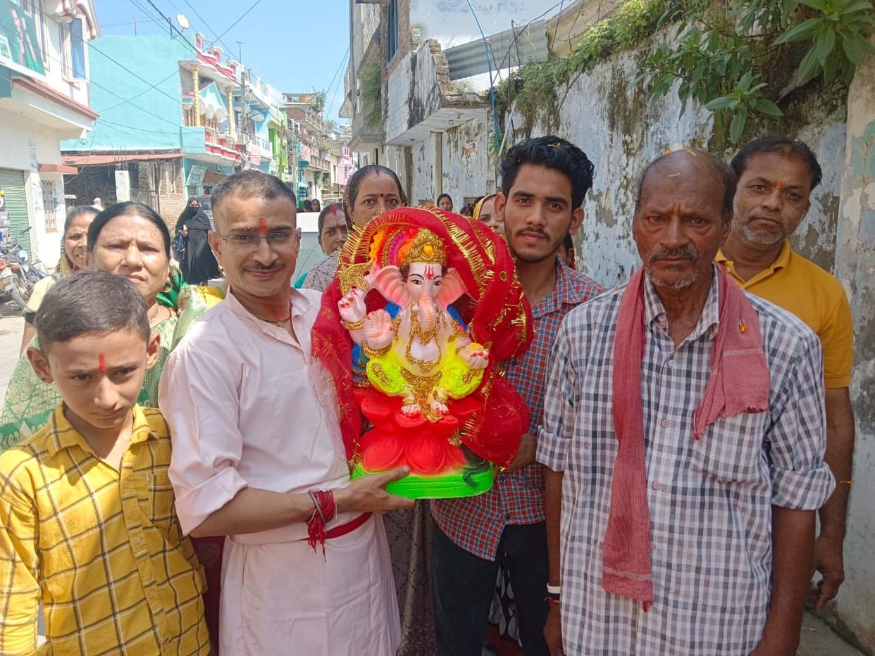 ganpati bappa moraya in usnagar