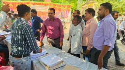 800 farmers saw sugarcane betting records on the second day of the fair.