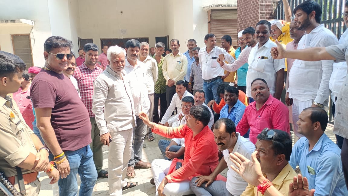 Chiefs District Panchayat President