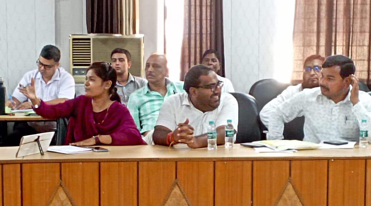 Meeting of jila panchayat usnagar