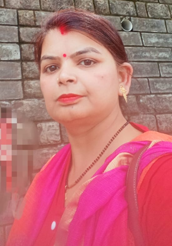 Fake female teacher Bandana dismissed...Real Vandana has been hoping for a job for three years