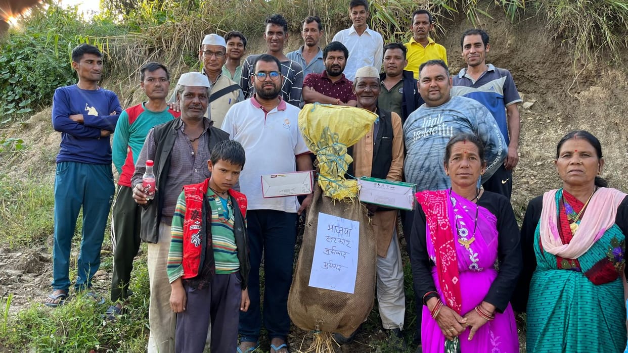 Protest by congress in syalde