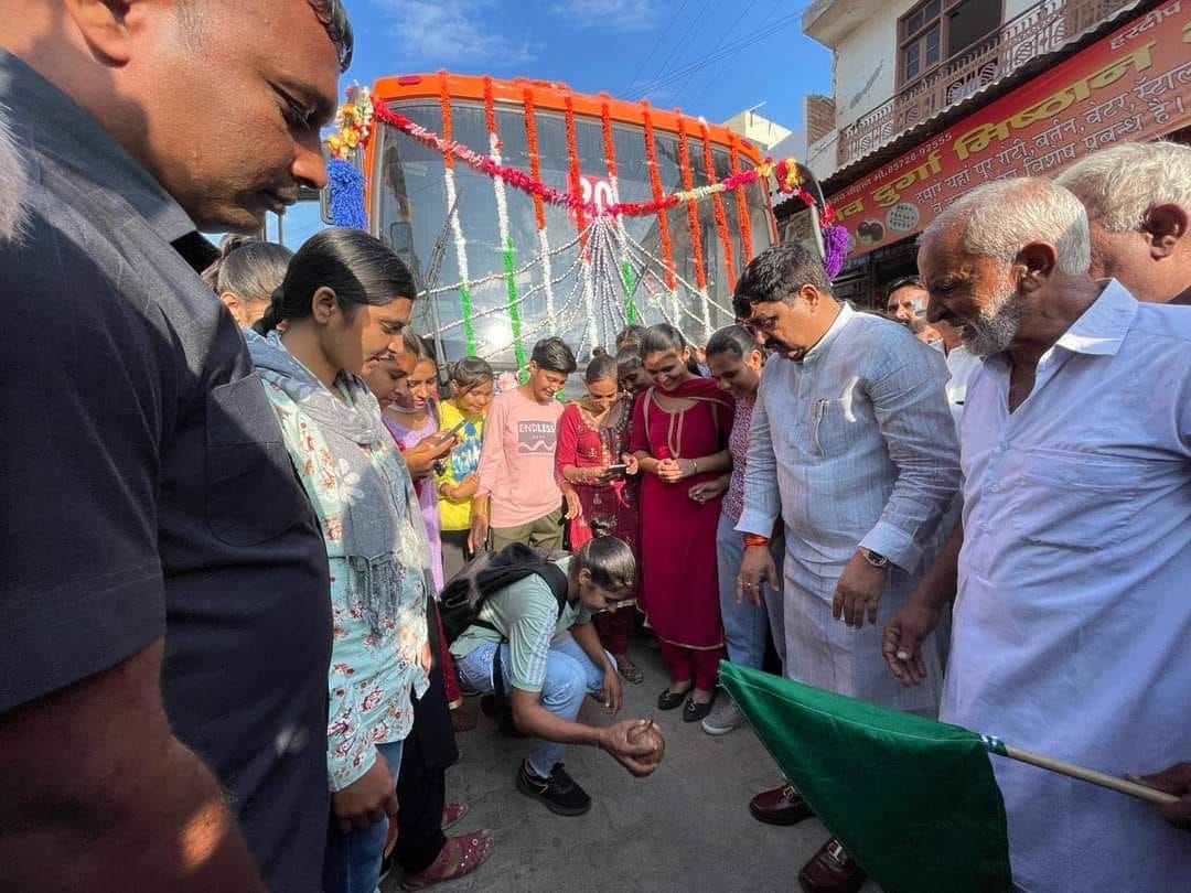 Meham MLA Balraj Kundu flagged off free bus service from Faridpur.