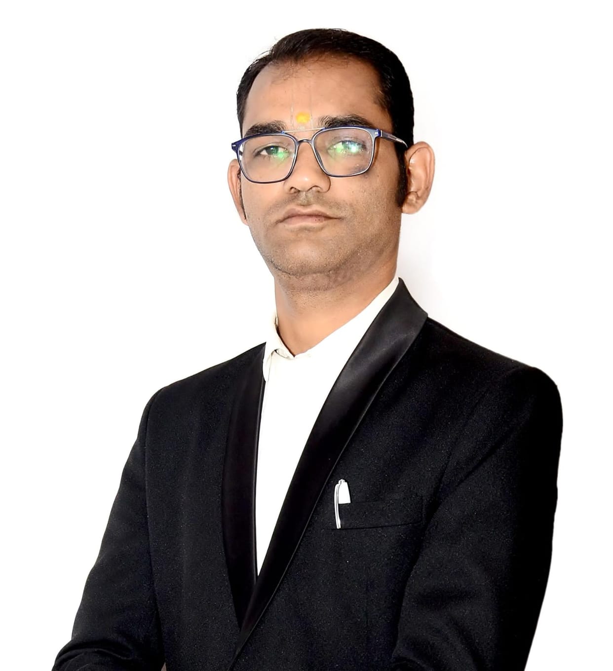 Scientists from Prayagraj came forward to tune the flute in Pilibhit.