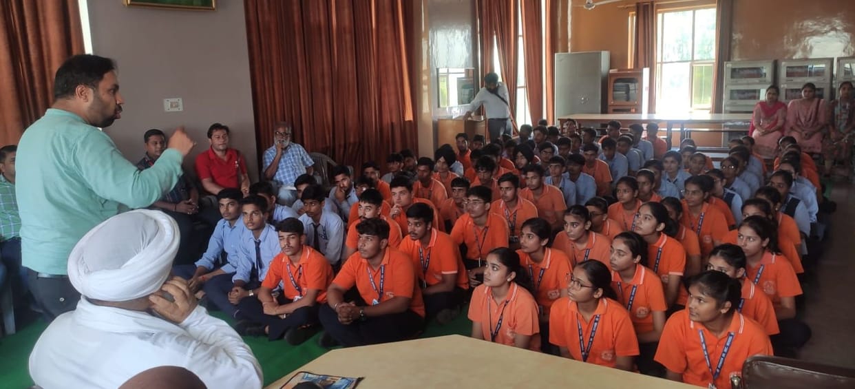 Aggarwal Youth Club has been celebrating Ganpati Mahotsav for eight years