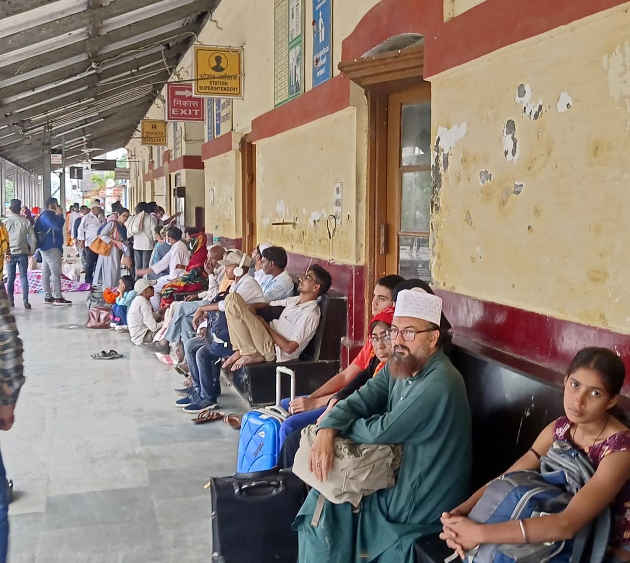 Route of 18 trains changed