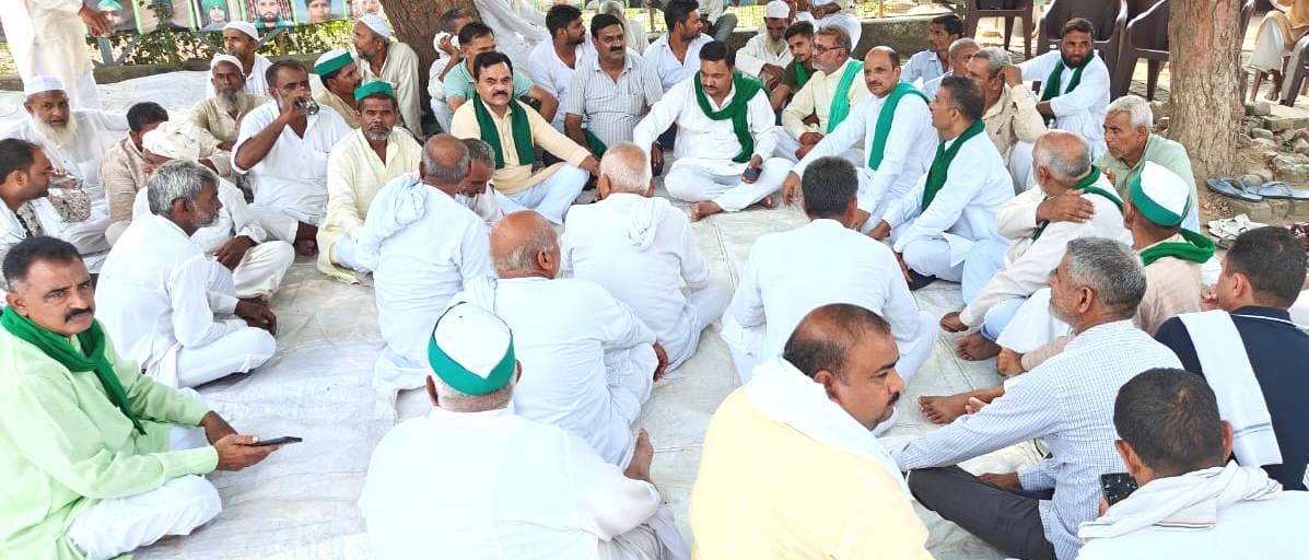 BKU District President reached the protest site