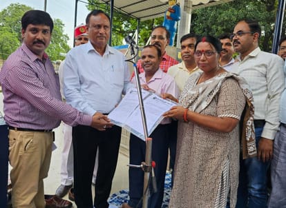 The stick of old age of old pension employees and their rights