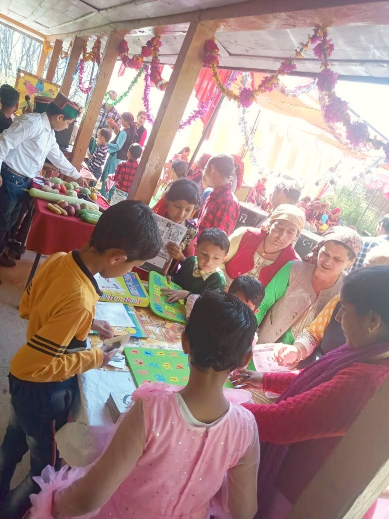 rampur news, niipun, fair, nehra school, rampur