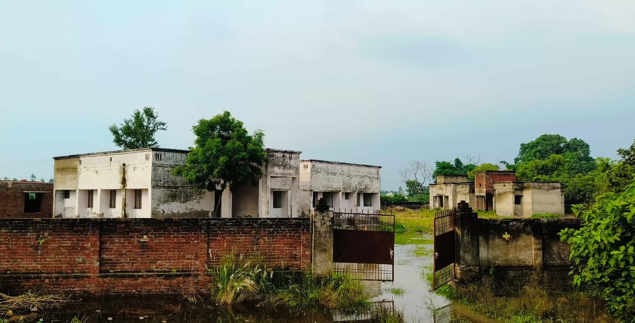 Defrauded crores of rupees by delaying work