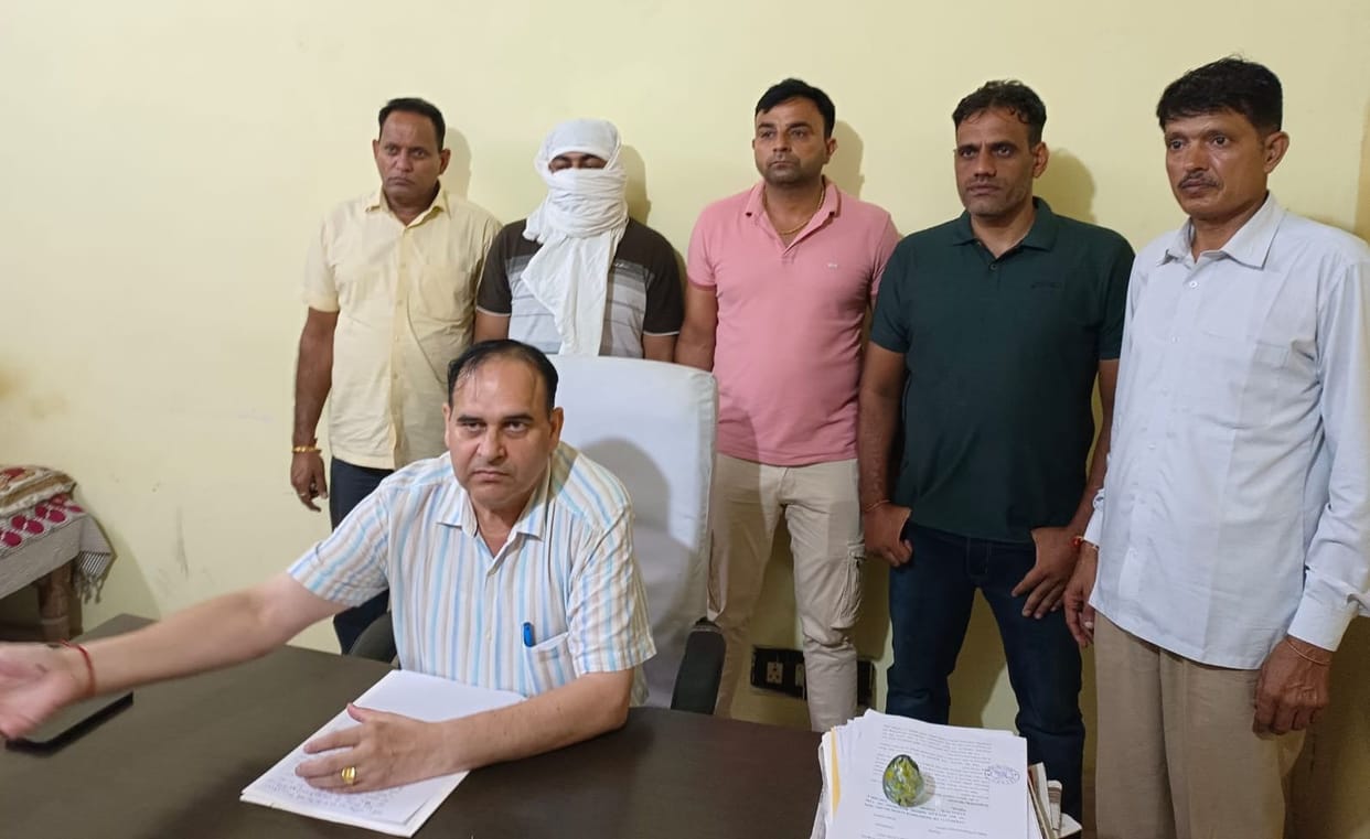 Patwari arrested for taking bribe of Rs 30 thousand
