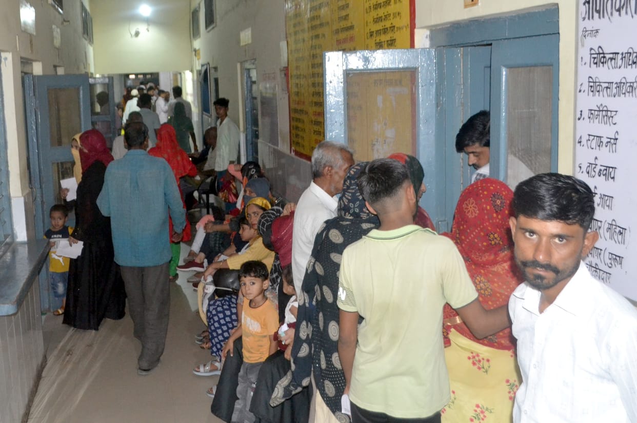 Six more cases of dengue found in the district, number increased to 14