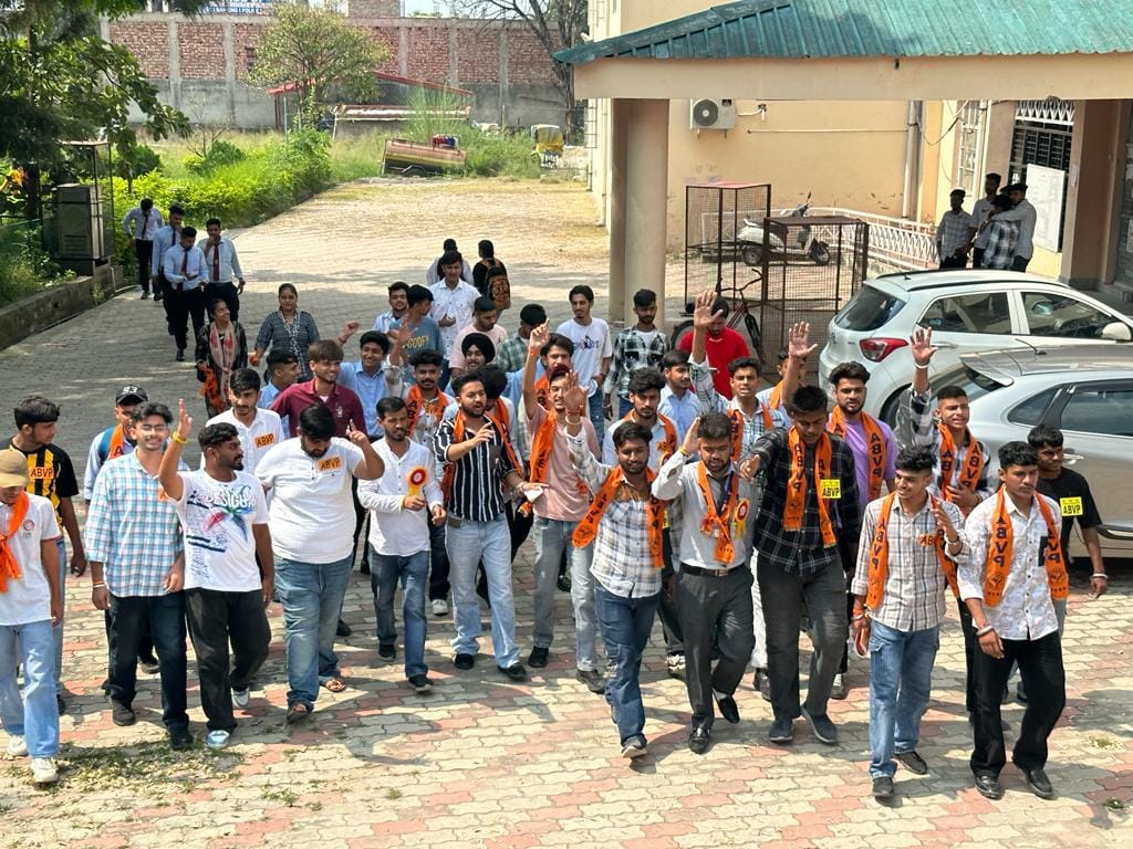 Vishal becomes ABVP president of Una College