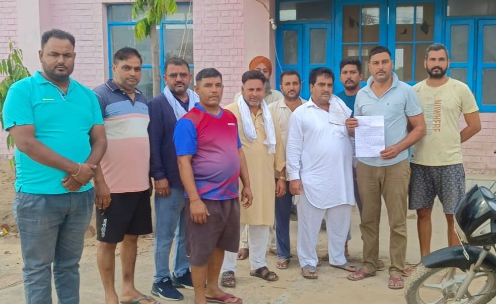 Electricity operator misbehaved with villagers, said, complain wherever you want