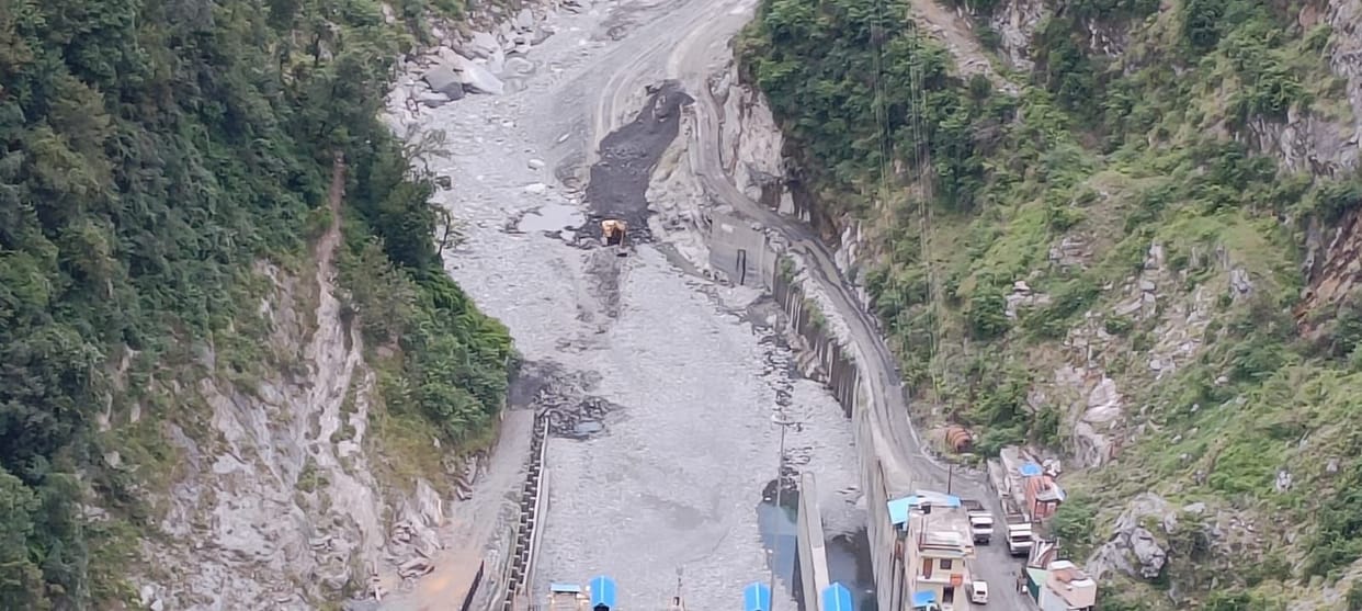 Arbitrariness of power project, not releasing water