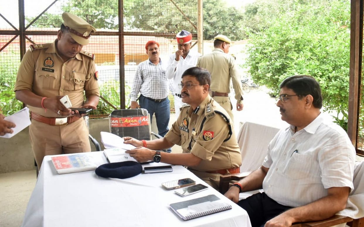Police and Revenue Department teams should settle land related matters