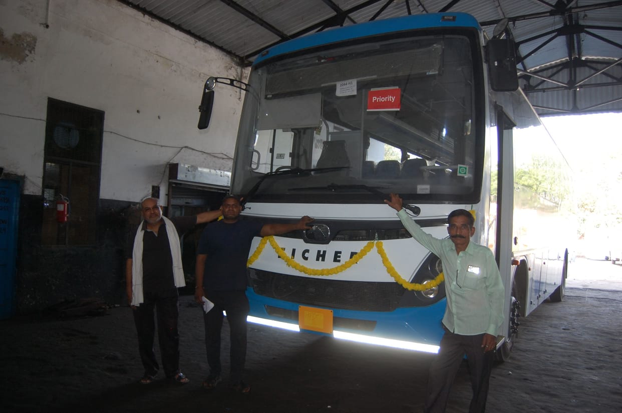 First air conditioned bus reached Roadways Depot, passengers will get facilities