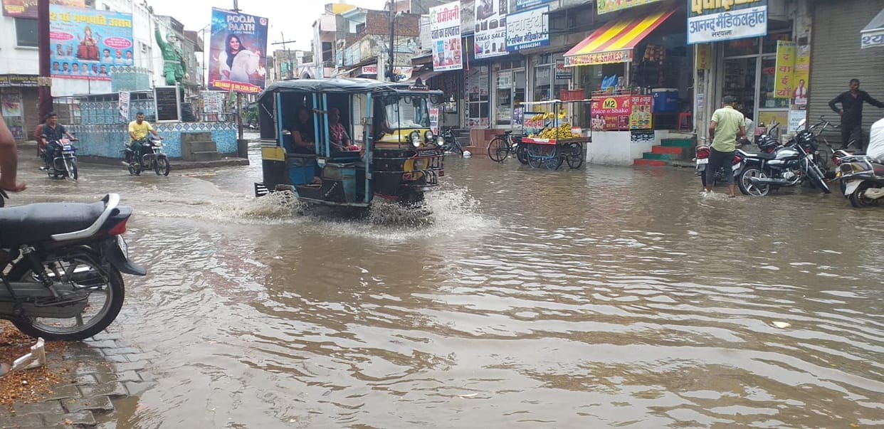 Rain accompanied by strong wind, relief from heat