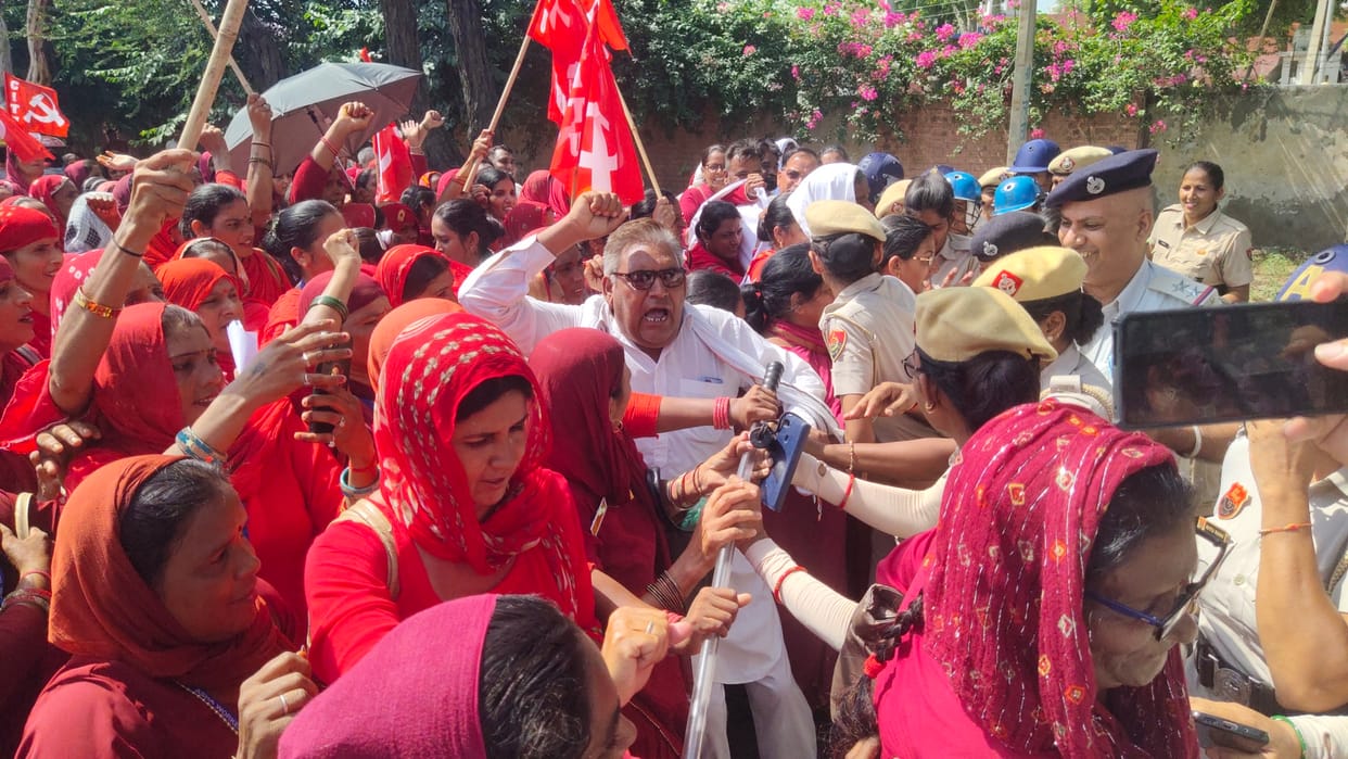 650 Asha workers arrested for salary hike