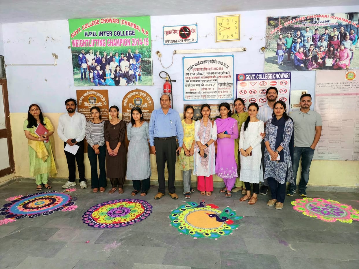 Simran got first place in Rangoli competition