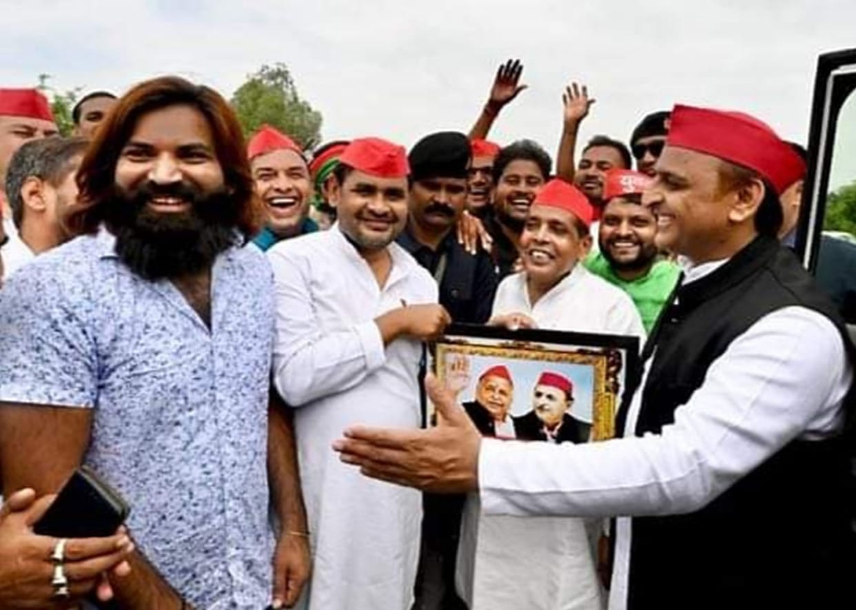 It is not right to close the hospital: Akhilesh Yadav