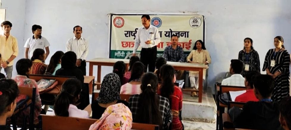 All three units of NSS celebrated foundation day in GF College.