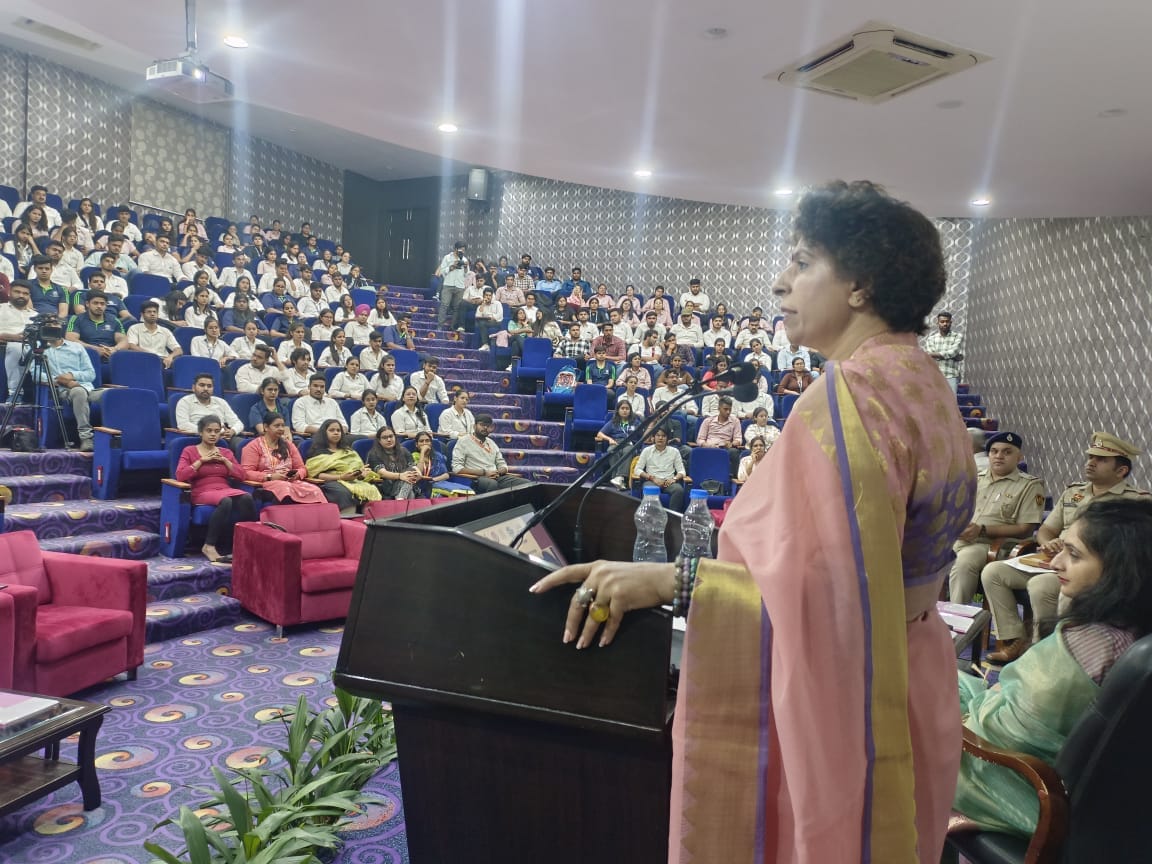 Made students aware about cyber crime