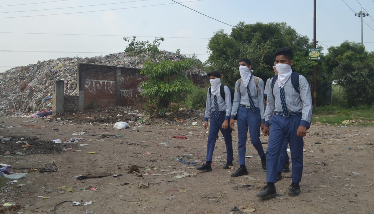 The environment is getting polluted due to mountains of garbage.
