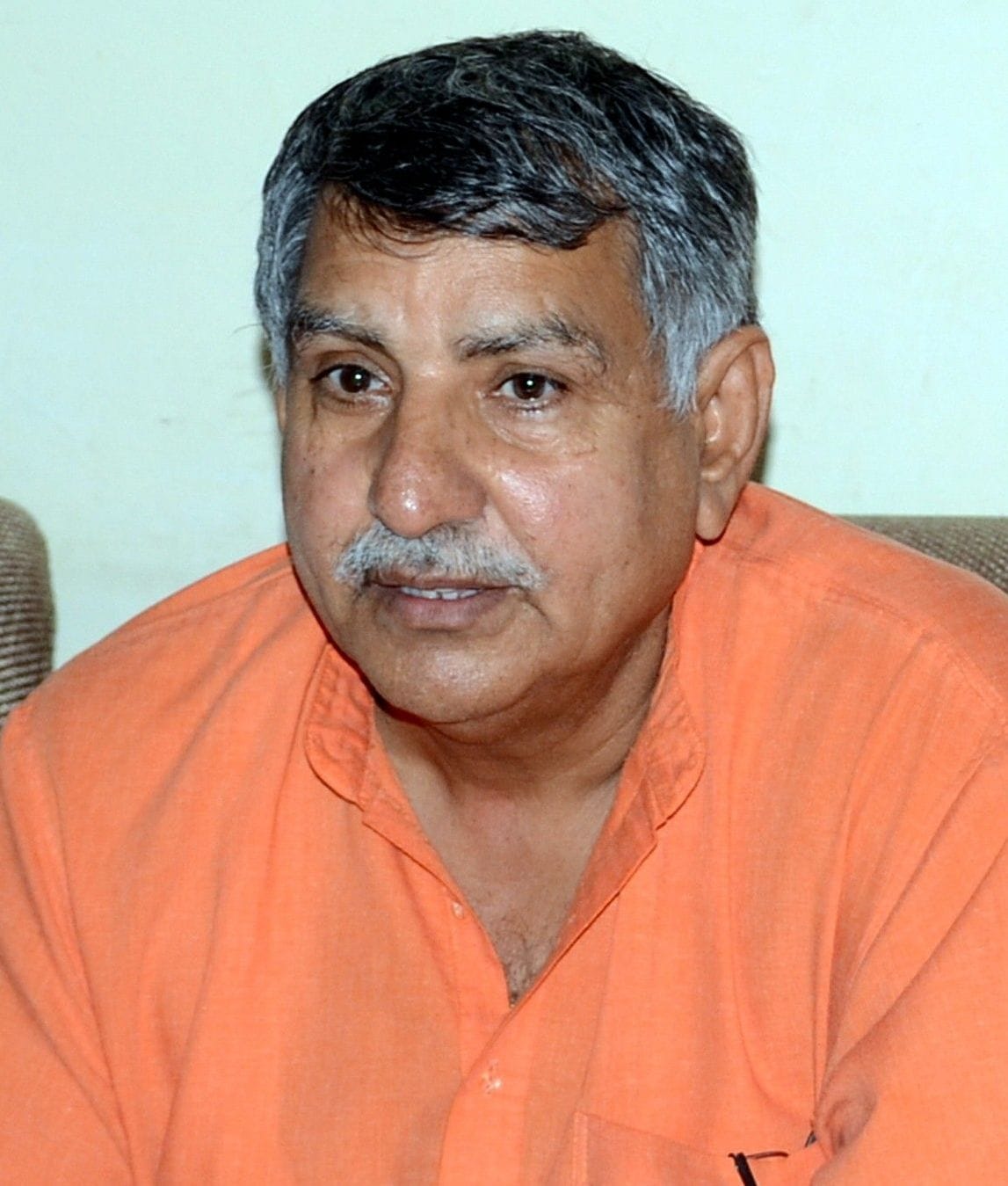 Obscene video call received on Bhiwani MP Chaudhary Dharmbir Singh's phone