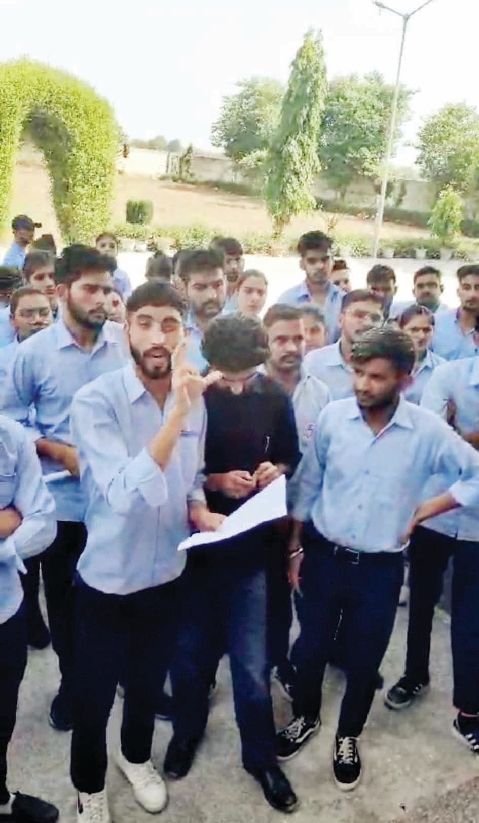 Students locked the gate of Chaudharywas Nursing College, raised questions on the validity of the degree.