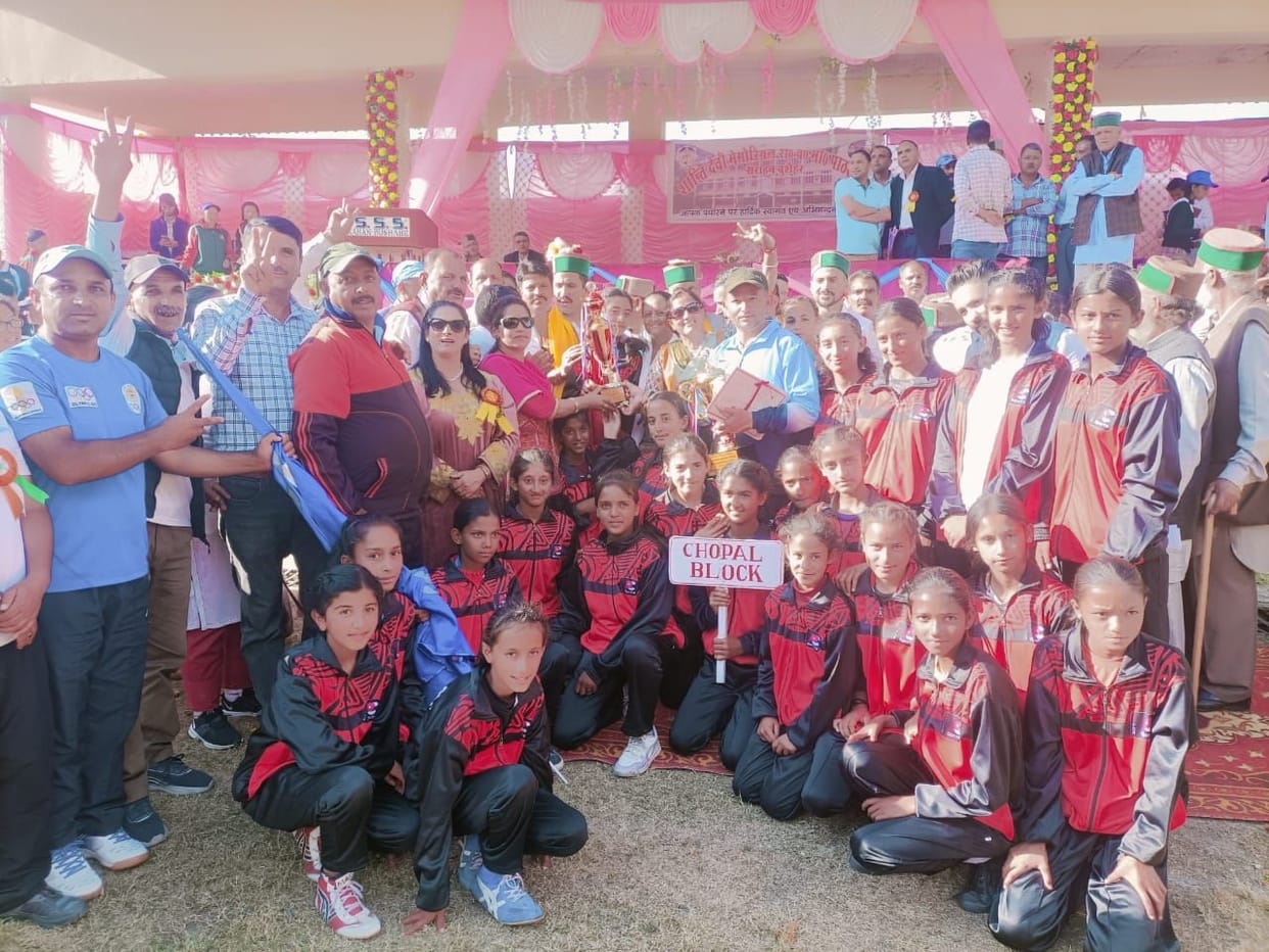 rampur news, sports news, sarahan, chopal, win,overall champion trophy,