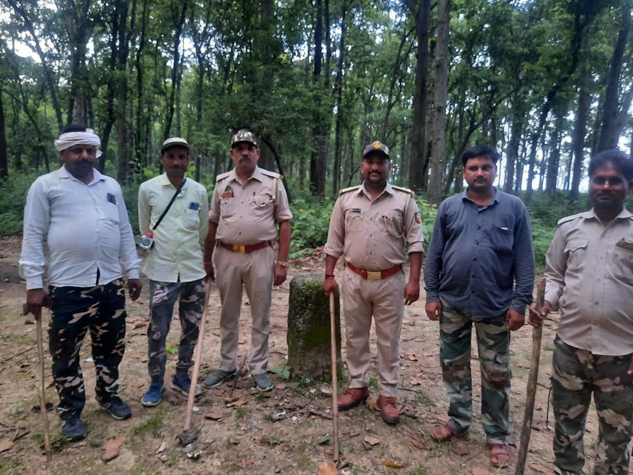 Elephants reached Sohanra Bhud again on the third day, villagers chased them away