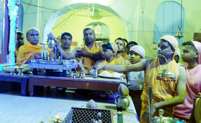 Last day of Dashalakshana festival celebrated as best celibacy religion