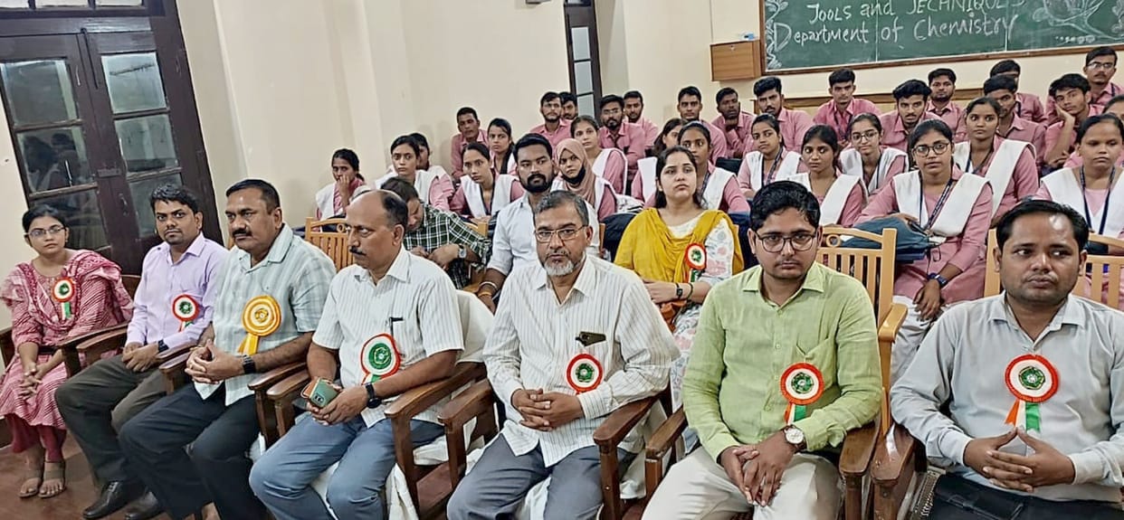 Experts told the importance of computer tools