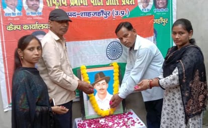 We are breathing the air of freedom because of the martyrs: Suresh Khanna