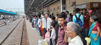 Lakhimpur Kheri: गोमती एक्सप्रेस समेत तीन जोड़ी ट्रेनों का बदला समय, एक अक्तूबर से होगा लागू three pairs of trains including Gomti Express time changed