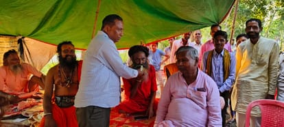 MLA and former minister ended the strike of saints and sages