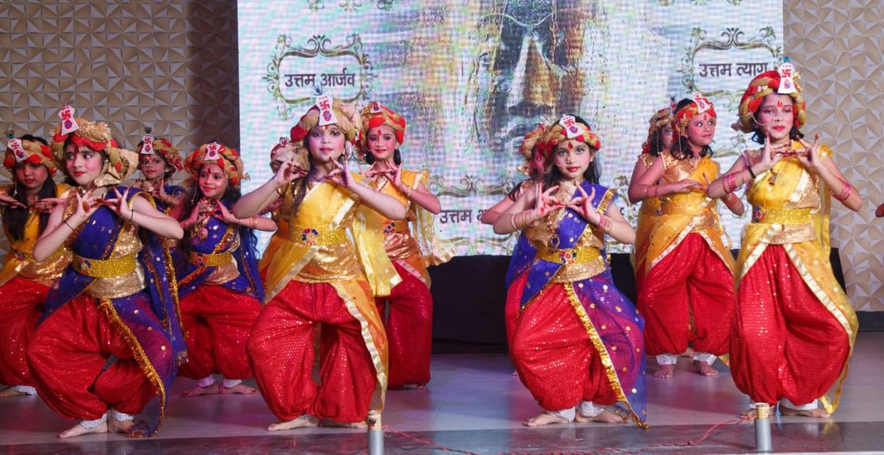 Children created a stir by dancing beautifully on songs based on Tirthankaras.