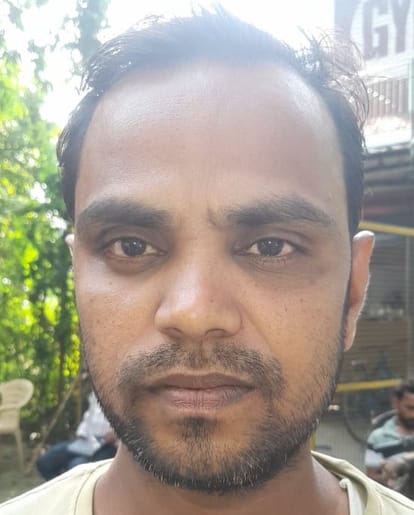 74 pits in two km road from Avantibai Tirahe to Niamatpur